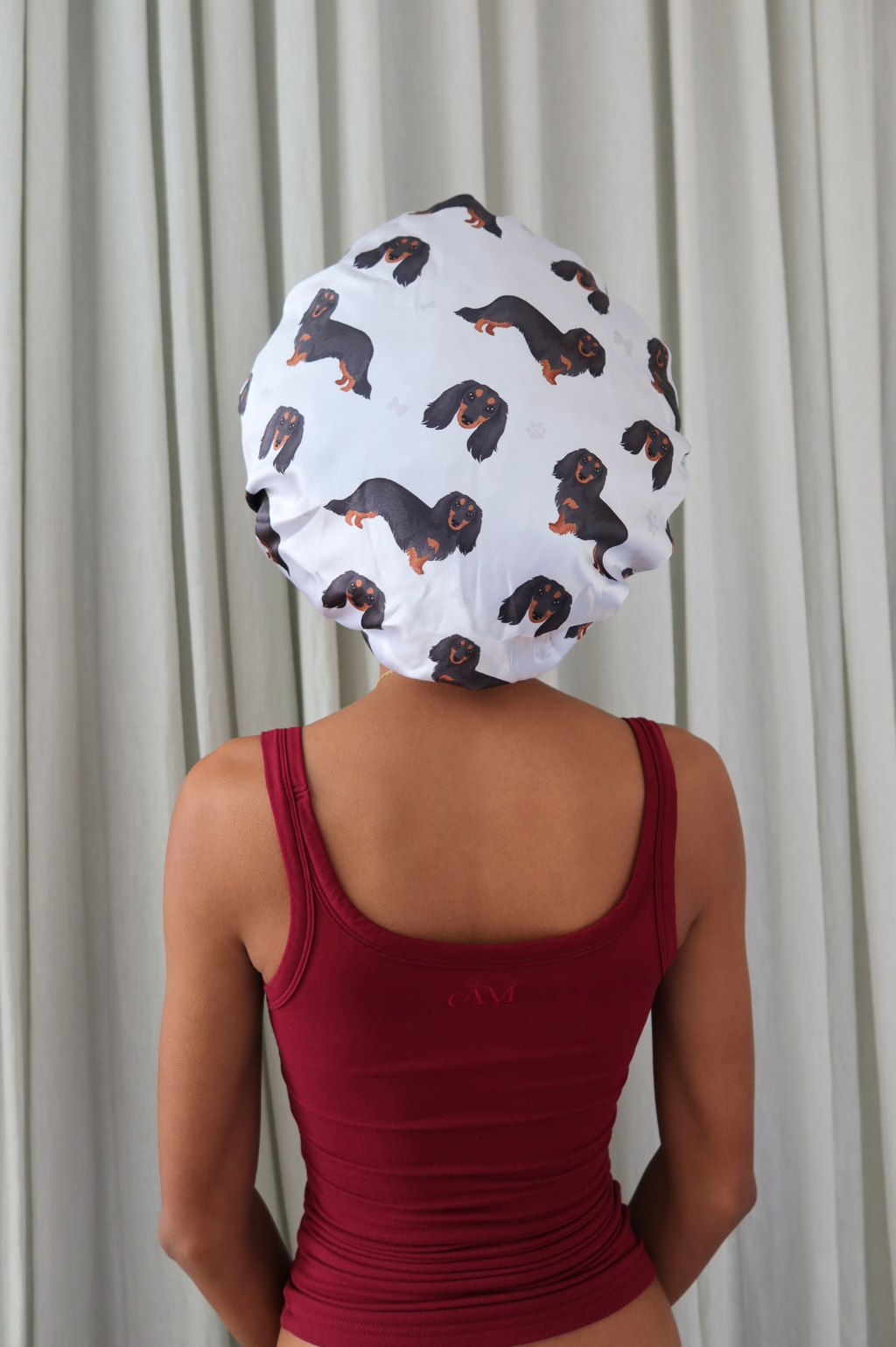Silk Dreams Bonnet - Sausage Dog